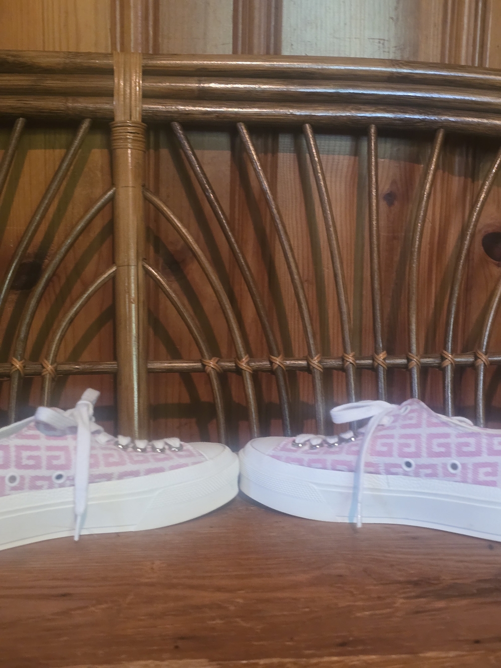 Givenchy Pink Patterned Low-Top Sneakers - Picture 4 of 16